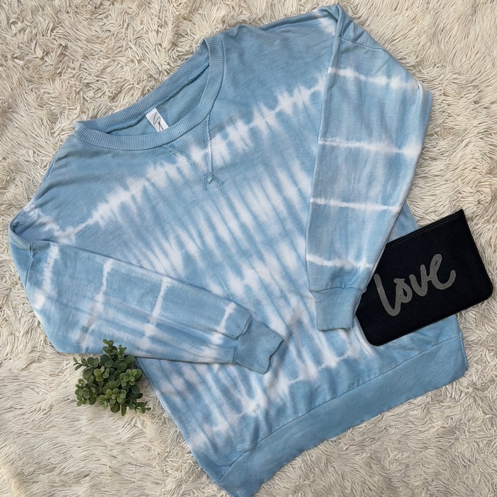 Sew In Love Tie Dye Terry Sweatshirt 💗 Blue & White